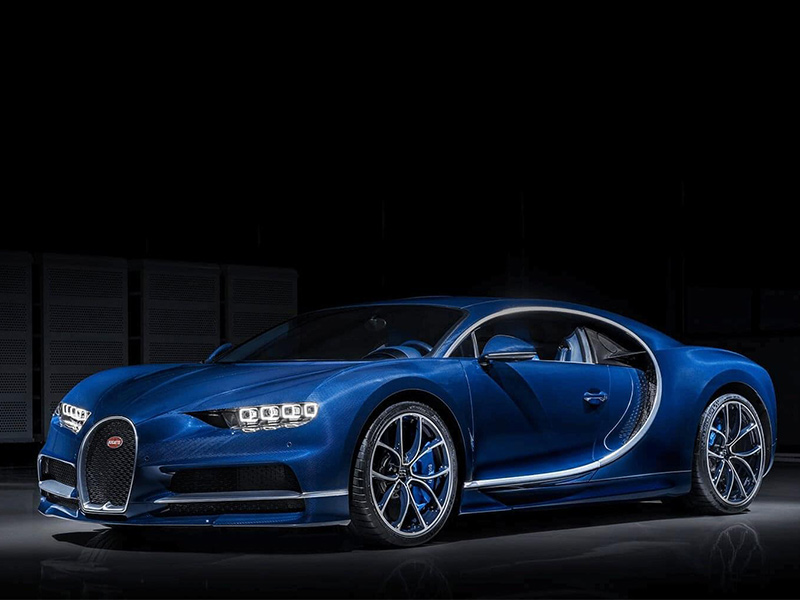 سيارة بوغاتي شيرون الجديدة: مواصفات وإمكانات تضعها في المقدمة